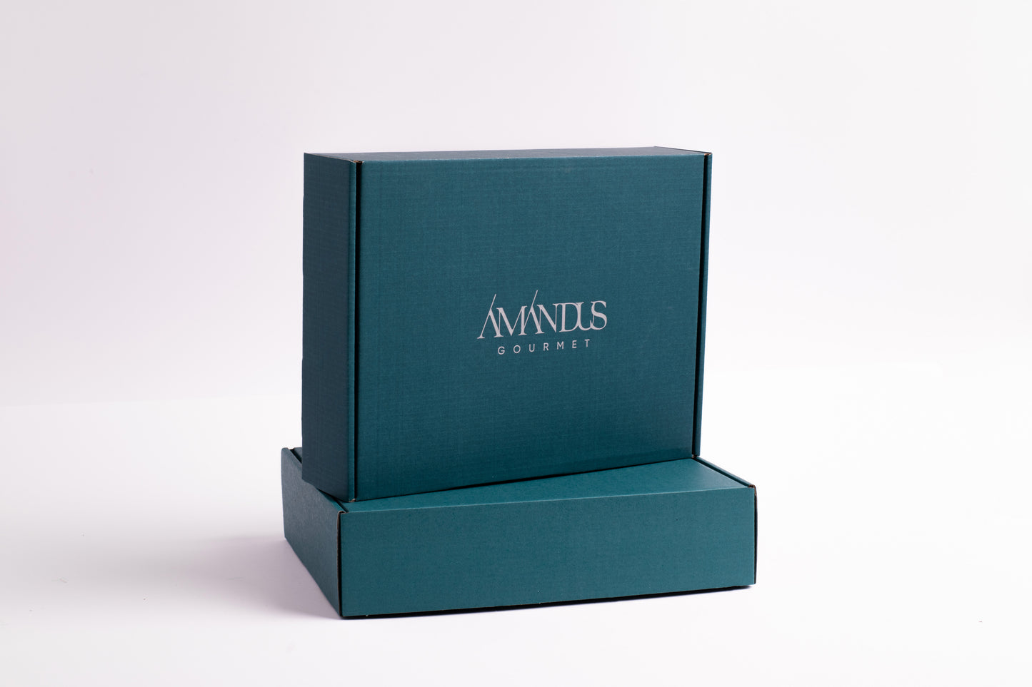 Mažas gurmaniškas dovanų rinkinys: pagardai ir traškūs duoniukai