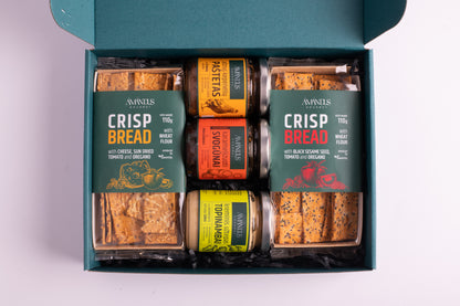 Mažas gurmaniškas dovanų rinkinys: pagardai ir traškūs duoniukai